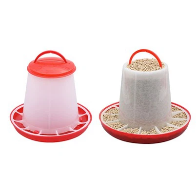 Подвесная кормушка для кур