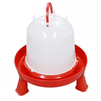 Поилка для кормления птицы